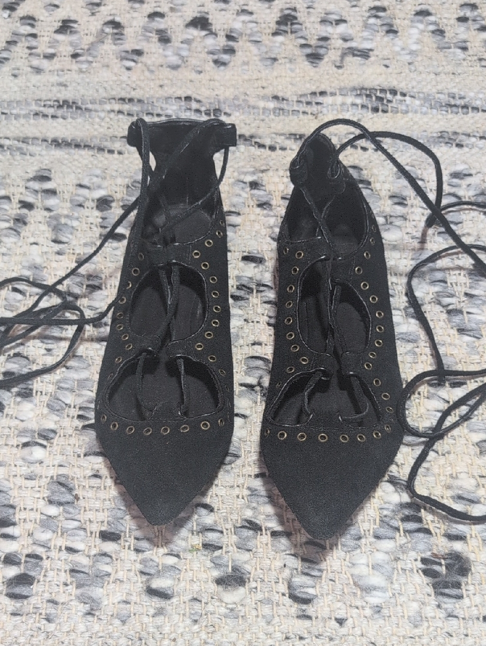 Gap Women's Black Lace-Up Pointed Flats with Eyelet Detailing